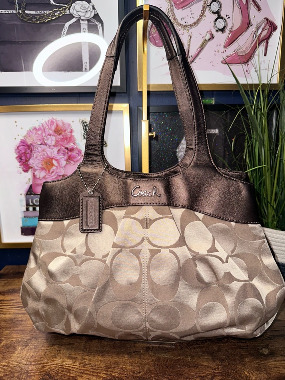 ✨ Coach Signature Lexi Shoulder Bag | Metallic Bronze + Lavender Interior ✨